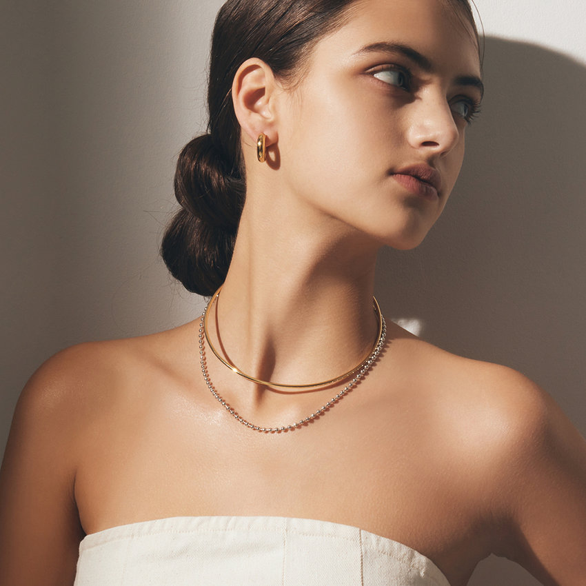 ELLE SHOP限定のバイカラージュエリーが登場