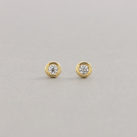 プラスヴァンドーム ピアス