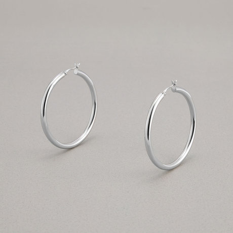 プラスヴァンドーム ピアス