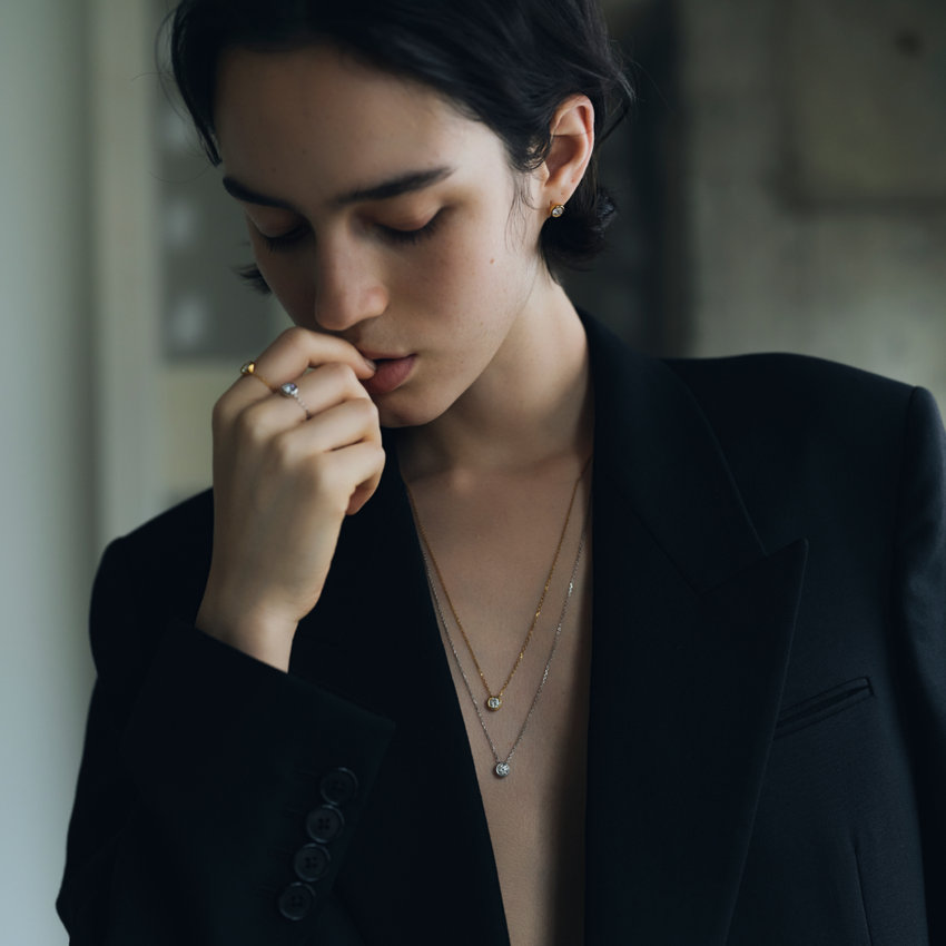 “合成モアッサナイト”を使用したELLE SHOP限定アイテムが再登場