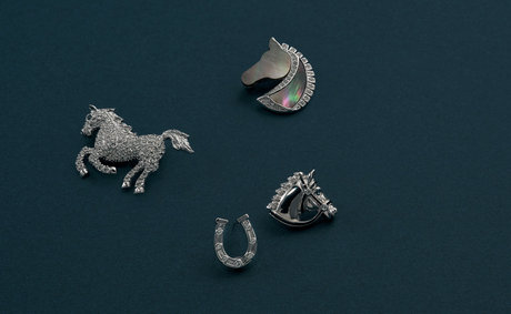 ブローチ コレクション