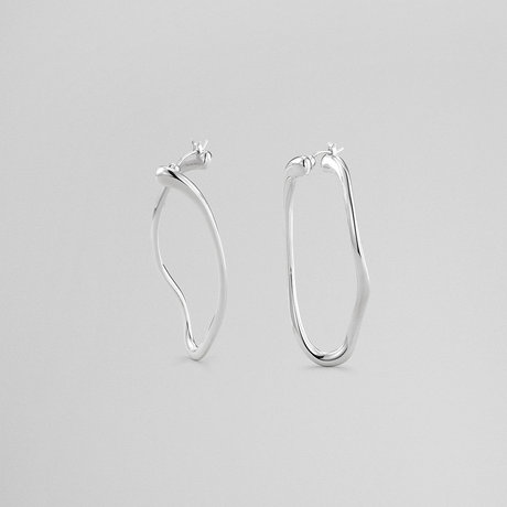 プラスヴァンドーム ピアス