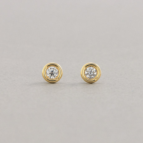 プラスヴァンドーム ピアス