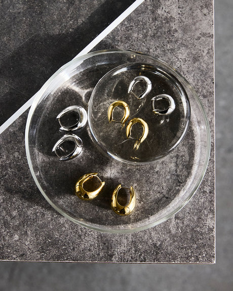 プラスヴァンドーム キャッチレスピアス イヤリング