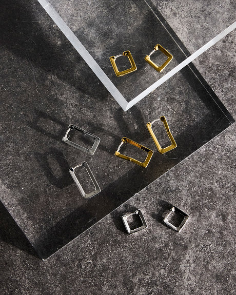 プラスヴァンドーム キャッチレスピアス イヤリング