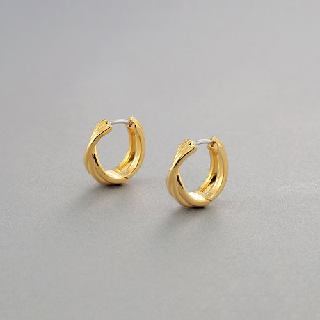 プラスヴァンドーム ピアス