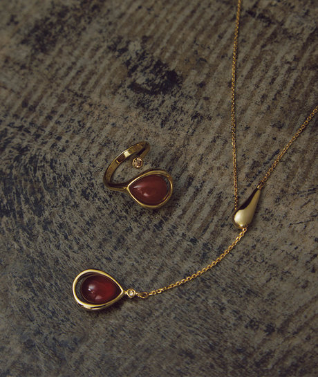 Red Motif